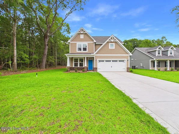 221 Telluride Court, Aberdeen, NC 28315