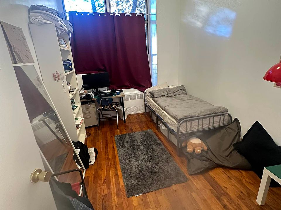 2nd image of 61-20 Woodside Ave #1Q