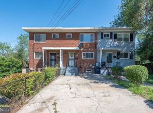 630 Hampton Dr, Oxon Hill, MD