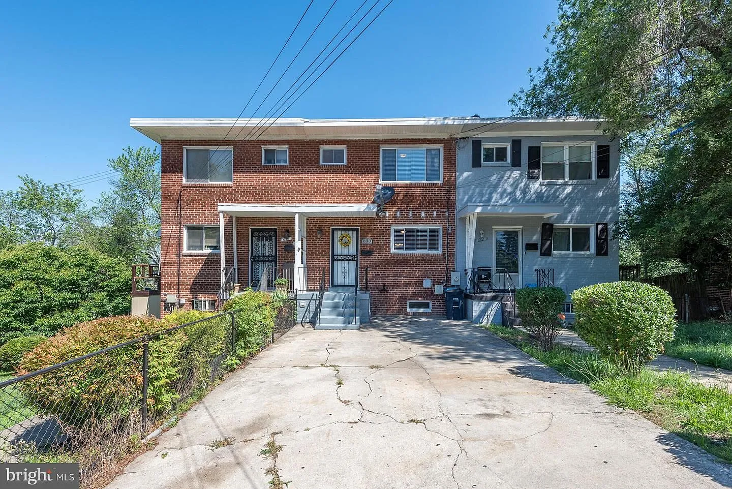 630 Hampton Dr photo 1