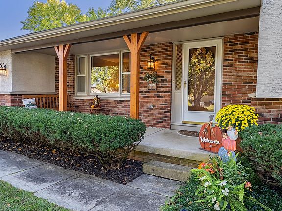 4th image of 6263 Oakhurst Dr