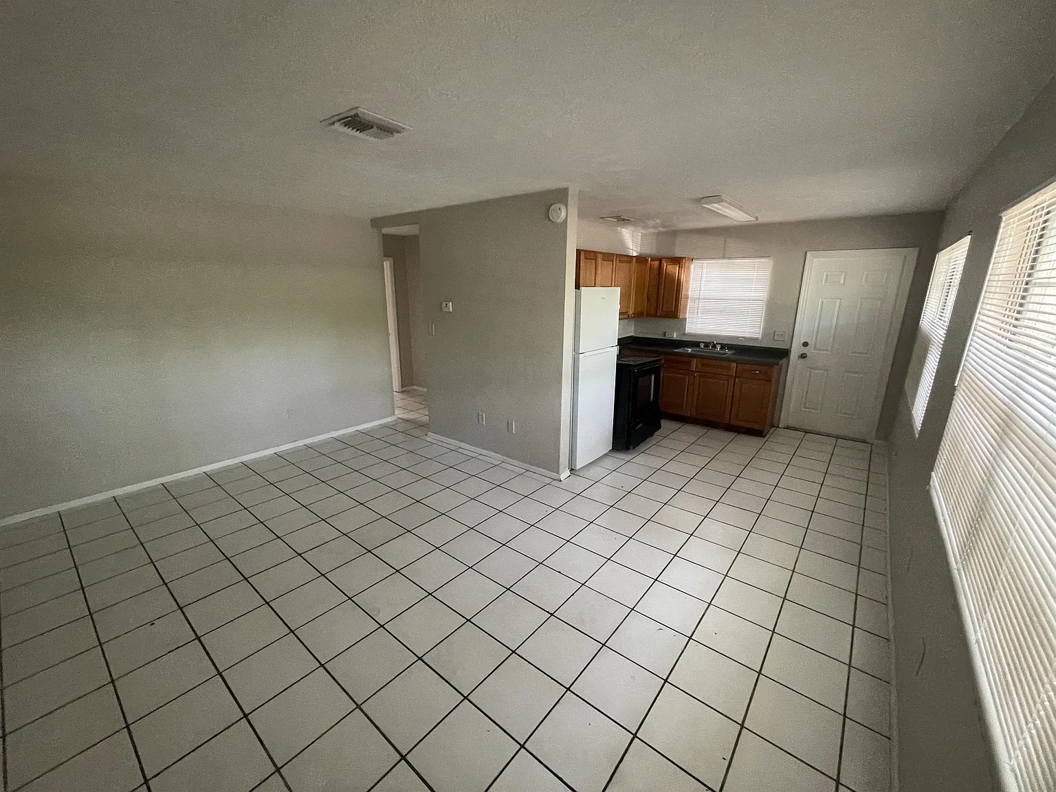 1731 Overbrook Avenue - 1 — Photo 4