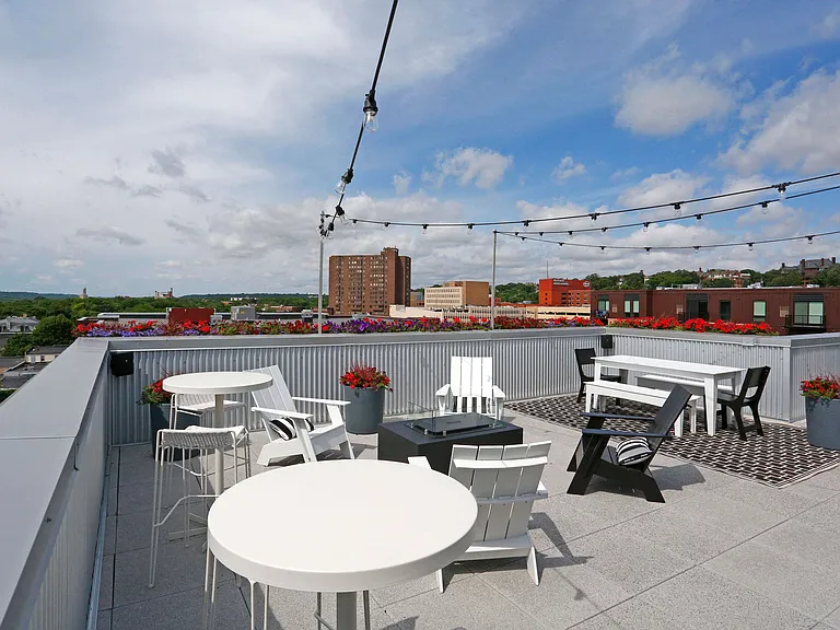Oxbo Urban Rentals — Photo 24