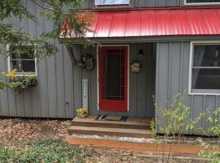 227 Lakeside Dr, Tolland, MA 01034