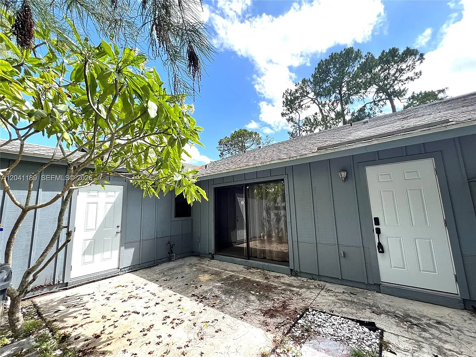 1077 Goldenrod Rd #1077