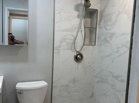 515 W Wrightwood Ave