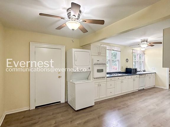 4th image of 227 Lincoln Ave