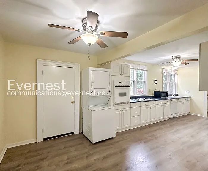 227 Lincoln Ave — Photo 5