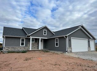 N9264 Touchdown Dr, Appleton, WI 54915