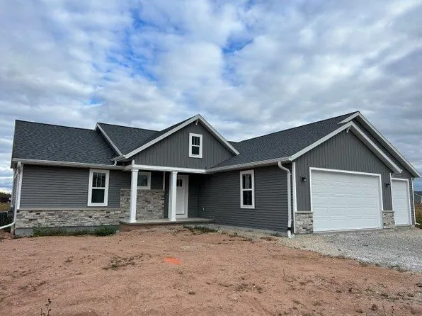 N9264 Touchdown Dr, Appleton, WI 54915