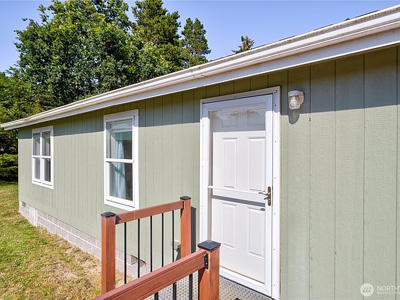 4th image of 27305 Vernon Avenue