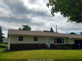 2432 N Summit St, Appleton, WI 54914