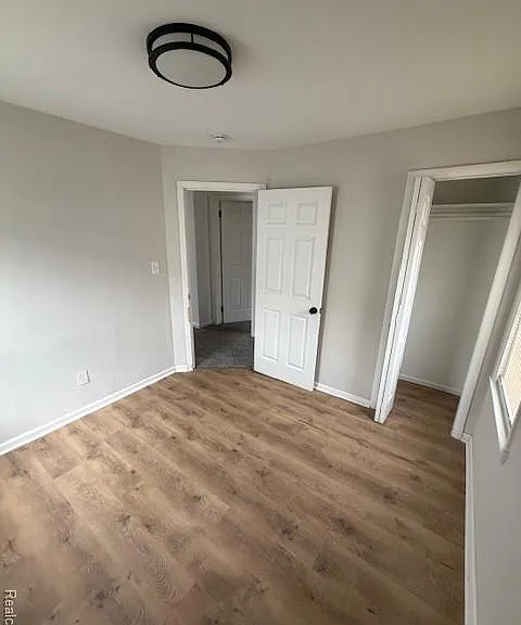 3887 Moore Ave — Photo 12
