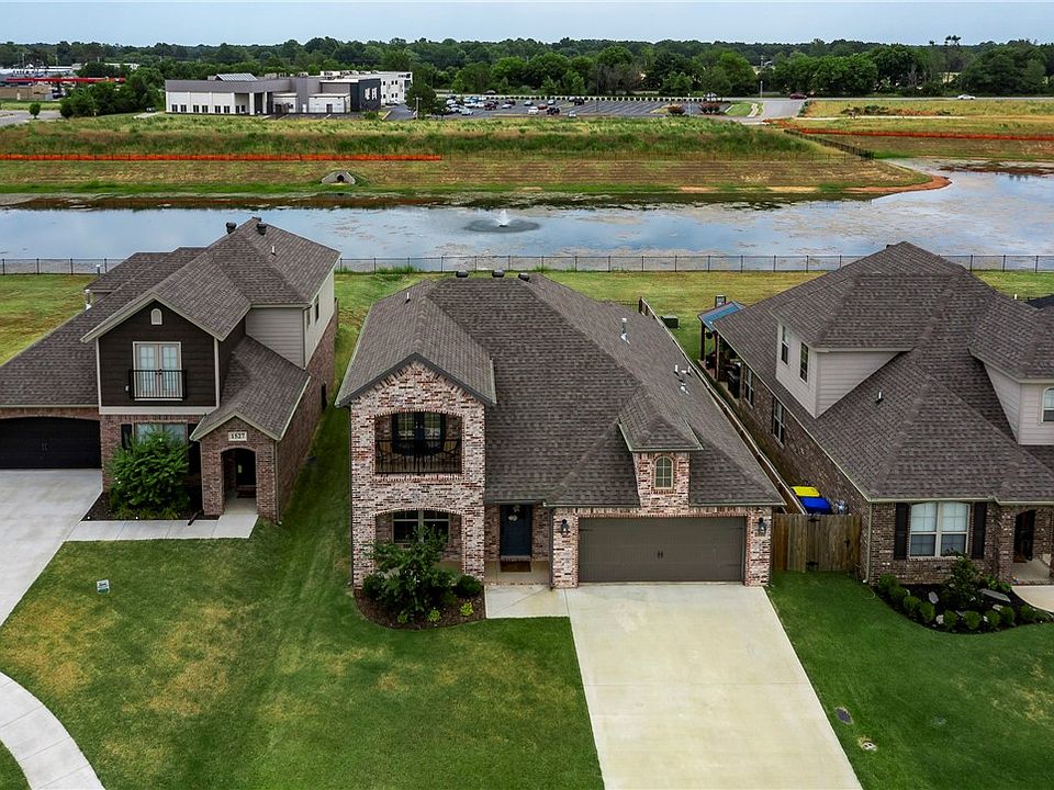 1st image of 1525 Canal Pl
