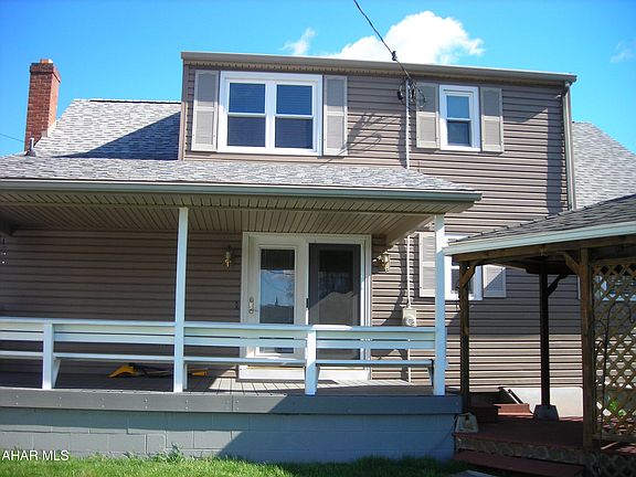 5th image of 306 E Southey Ave