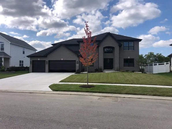 16446 W Cottonwood Ln, Lockport, IL 60441