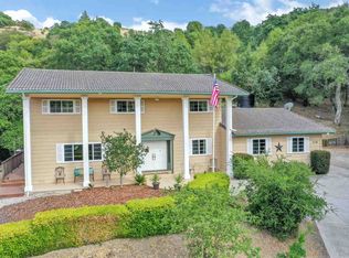 218 Bear Oaks Ct, Martinez, CA 94553