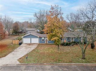 33 Century Pkwy, Neodesha, KS 66757