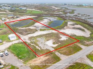 2403 S Young St, Rockport, TX 78382