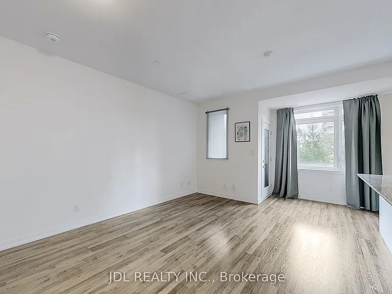 370 Red Maple Rd #112 — Photo 6