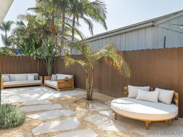 1609 Grandview St, Oceanside, CA 92054