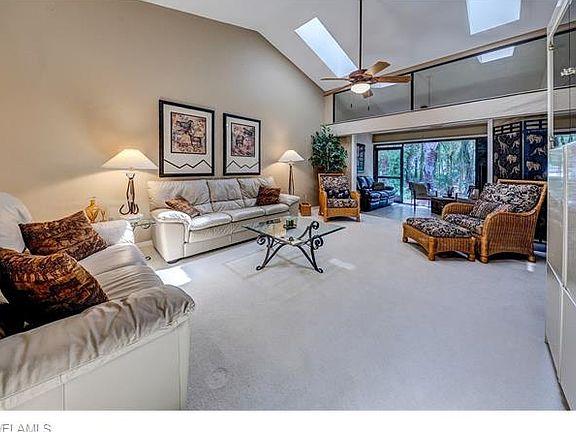 3rd image of 103 Fox Glen Dr