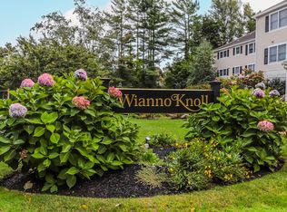 727 Main St APT G2, Osterville, MA 02655