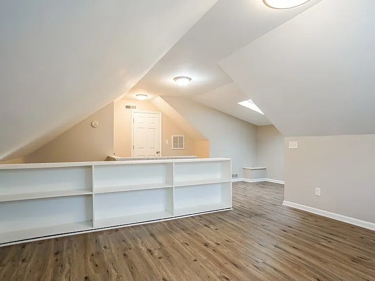 4208 Knightsbridge Way — Photo 12