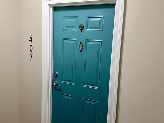 5th image of 8501 Coltrane Ct Unit 407