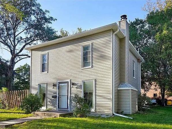 912 Greene St, Adel, IA 50003