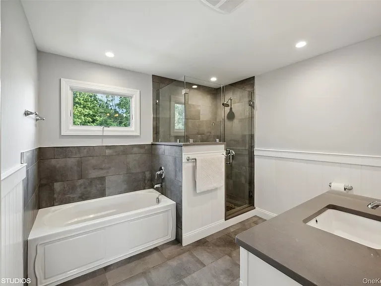 935 Corey Creek Ln — Photo 12