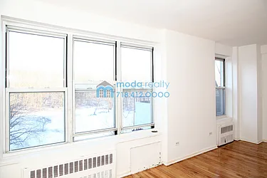 Rented by Moda Realty
