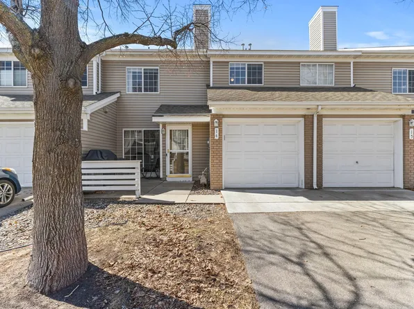5975 Wedgewood Ln N Unit 14, Plymouth, MN 55446