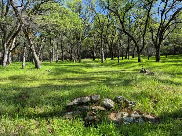 7411 Riverbend Dr, Placerville, CA 95667