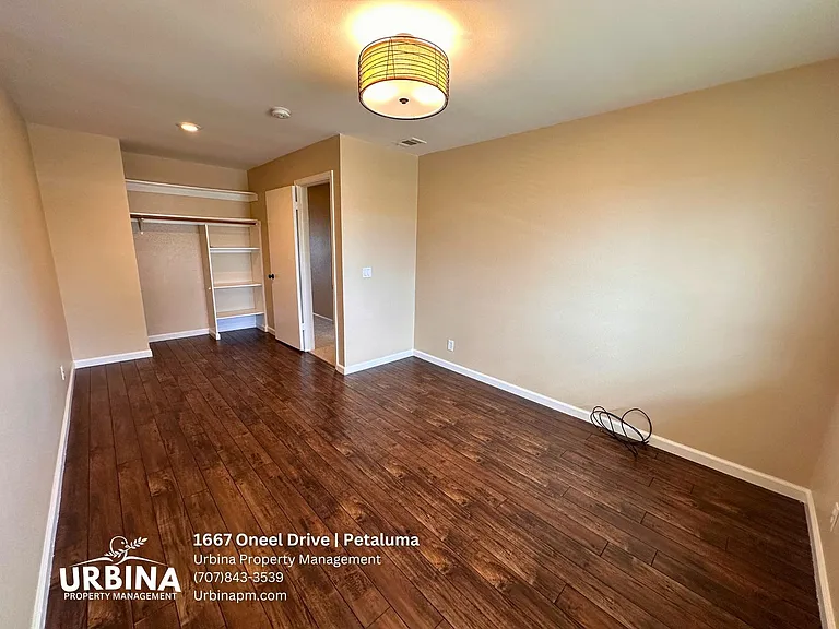 1667 Oneel Dr — Photo 16