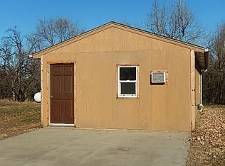211 N Club St, Chamberlain, SD 57325