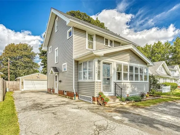 256 Stone Rd, Rochester, NY 14616