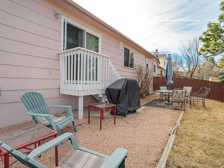 6244 Gemfield Dr — Photo 45