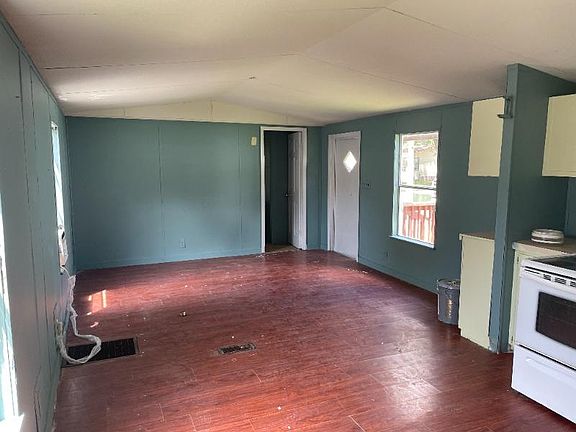 5th image of 1936 33rd St SE #5S