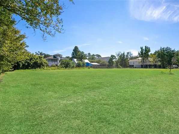 237 West St, Mandeville, LA 70448