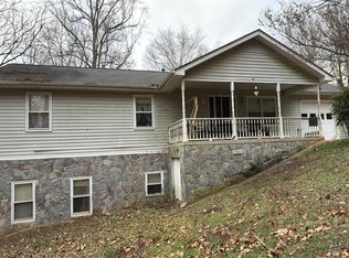 86 Hampton St, Lula, GA 30554