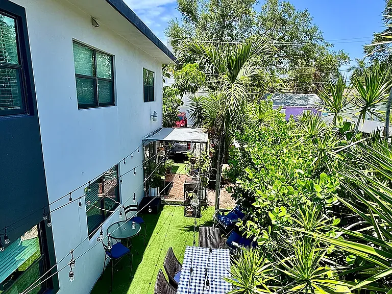 1215 E Broward Blvd #4 — Photo 16