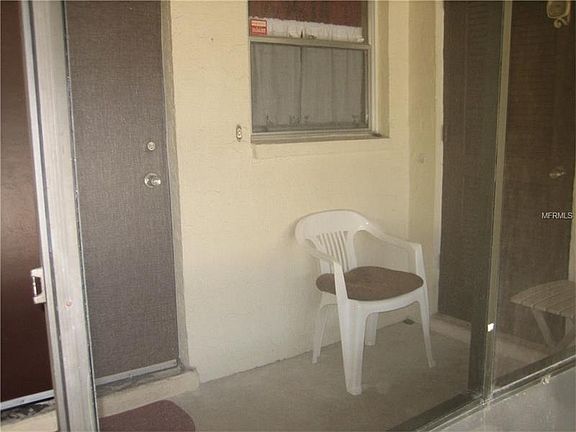2nd image of 3341 Ramblewood Pl