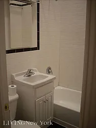 Rented by Living New York