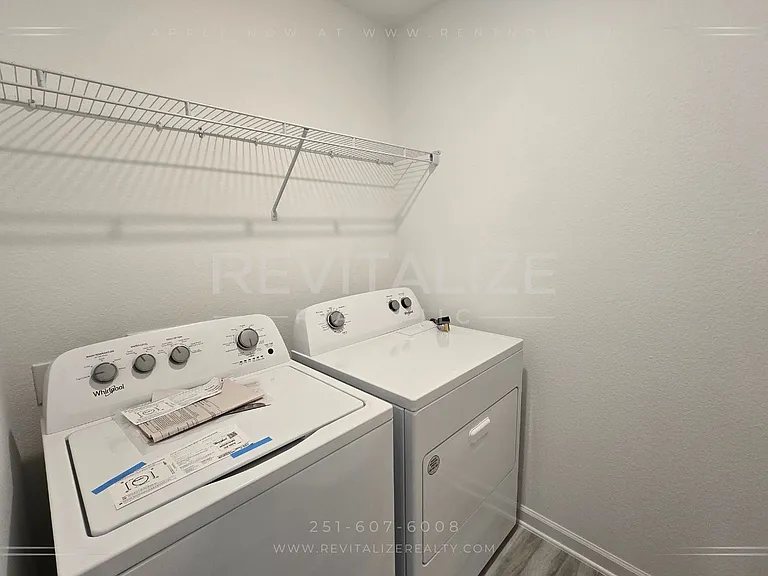 22006 Aleutian Ave — Photo 14
