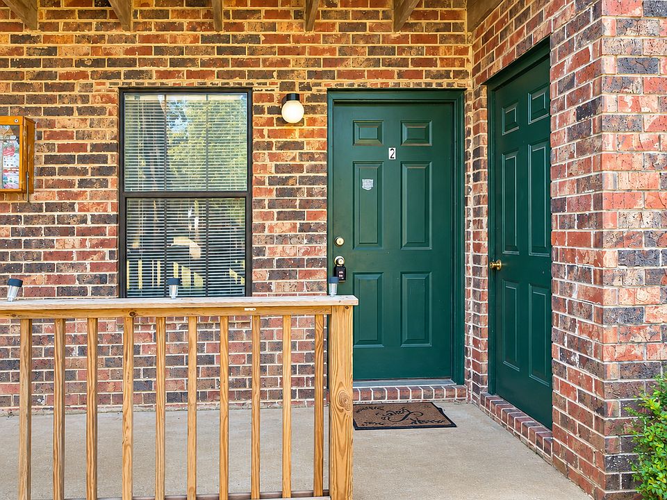 2nd image of 209 Palmer Rd #2