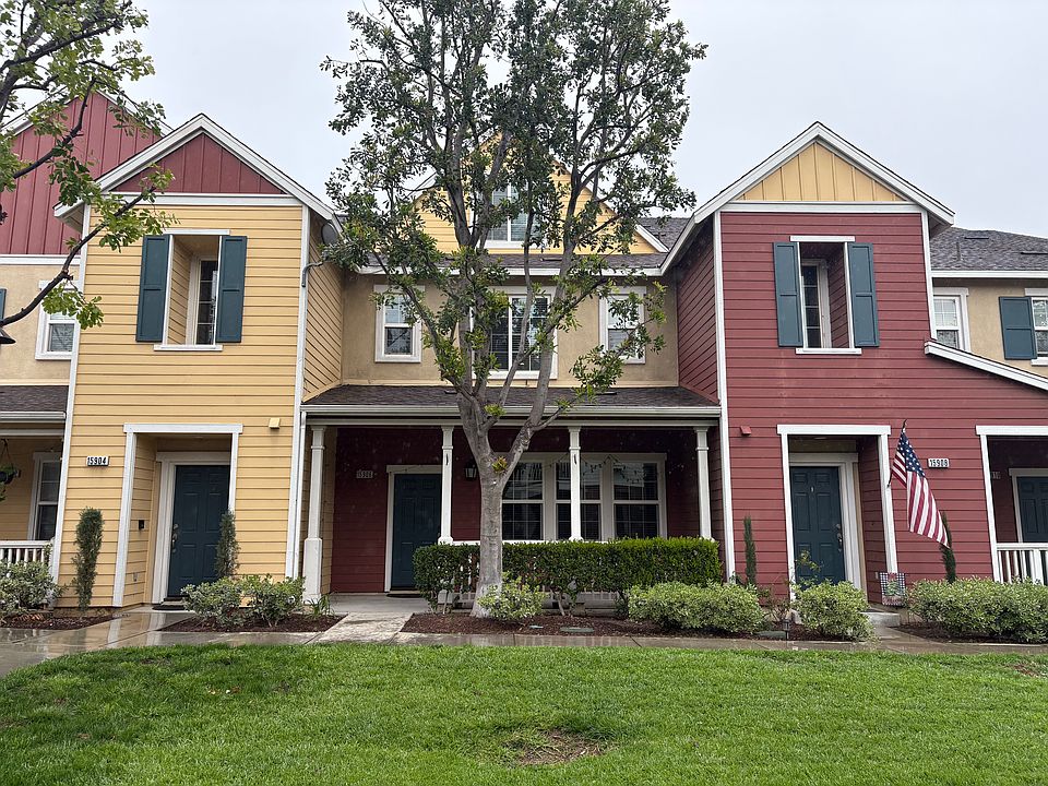 1st image of 15906 Fountain Ln