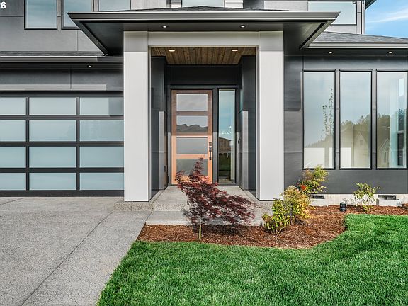 4th image of 131 E 24th Ave