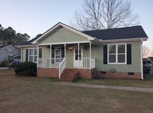 744 Wagstaff Rd, Fuquay Varina, NC 27526