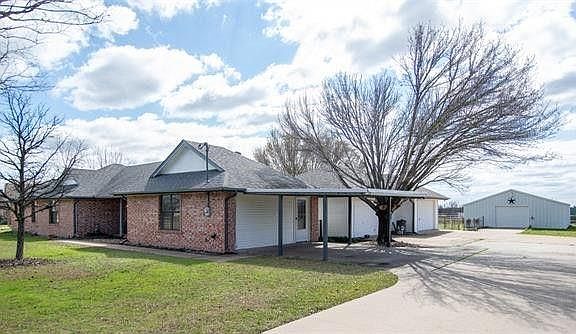 2nd image of 109 Creekview Dr